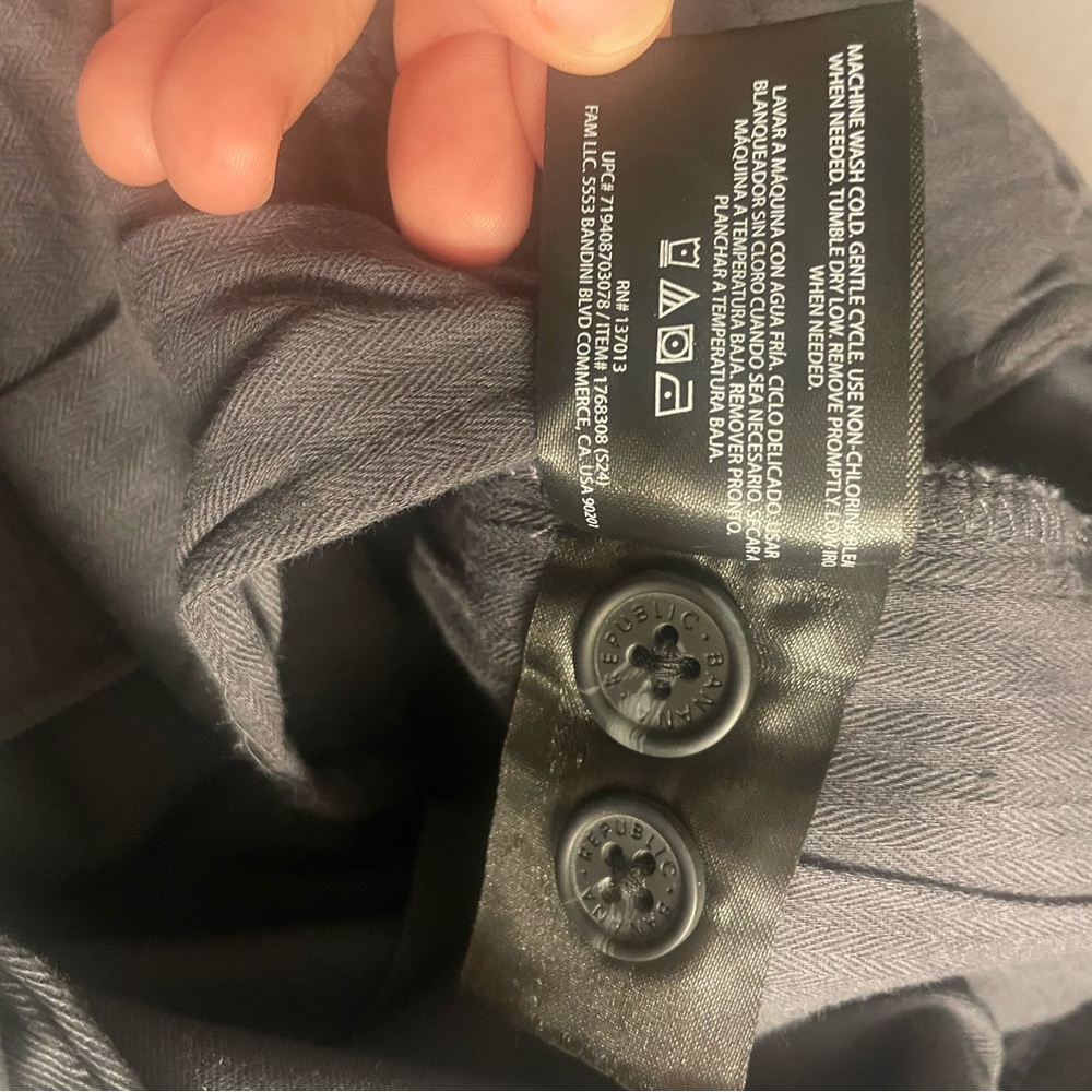 Banana Republic Gray Chinos Straight Leg - Picture 10 of 10